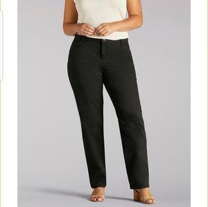 Lee Jeans- One True Fit